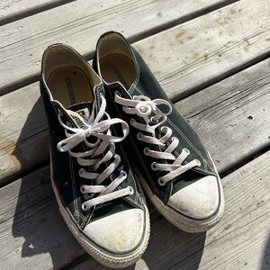 Black converse